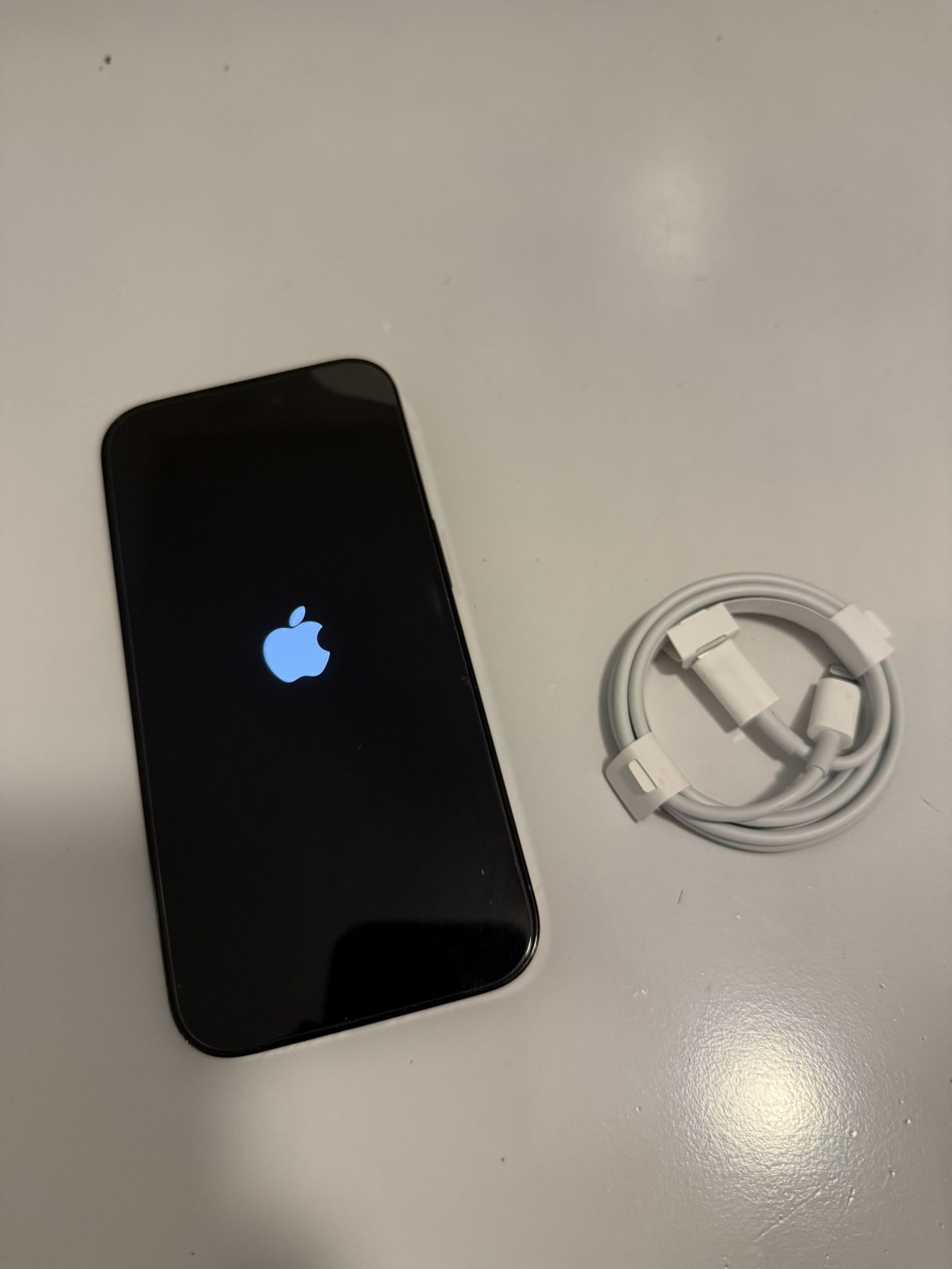 Unlocked iPhone 14 Pro 128gb, Like New 
