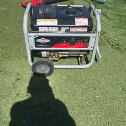 Generador De Luz Portátil 4375 Wats. Trabajando $300 Firme 