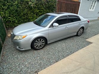 2011 Toyota Avalon