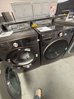 LG WASHER AND DRYER SET