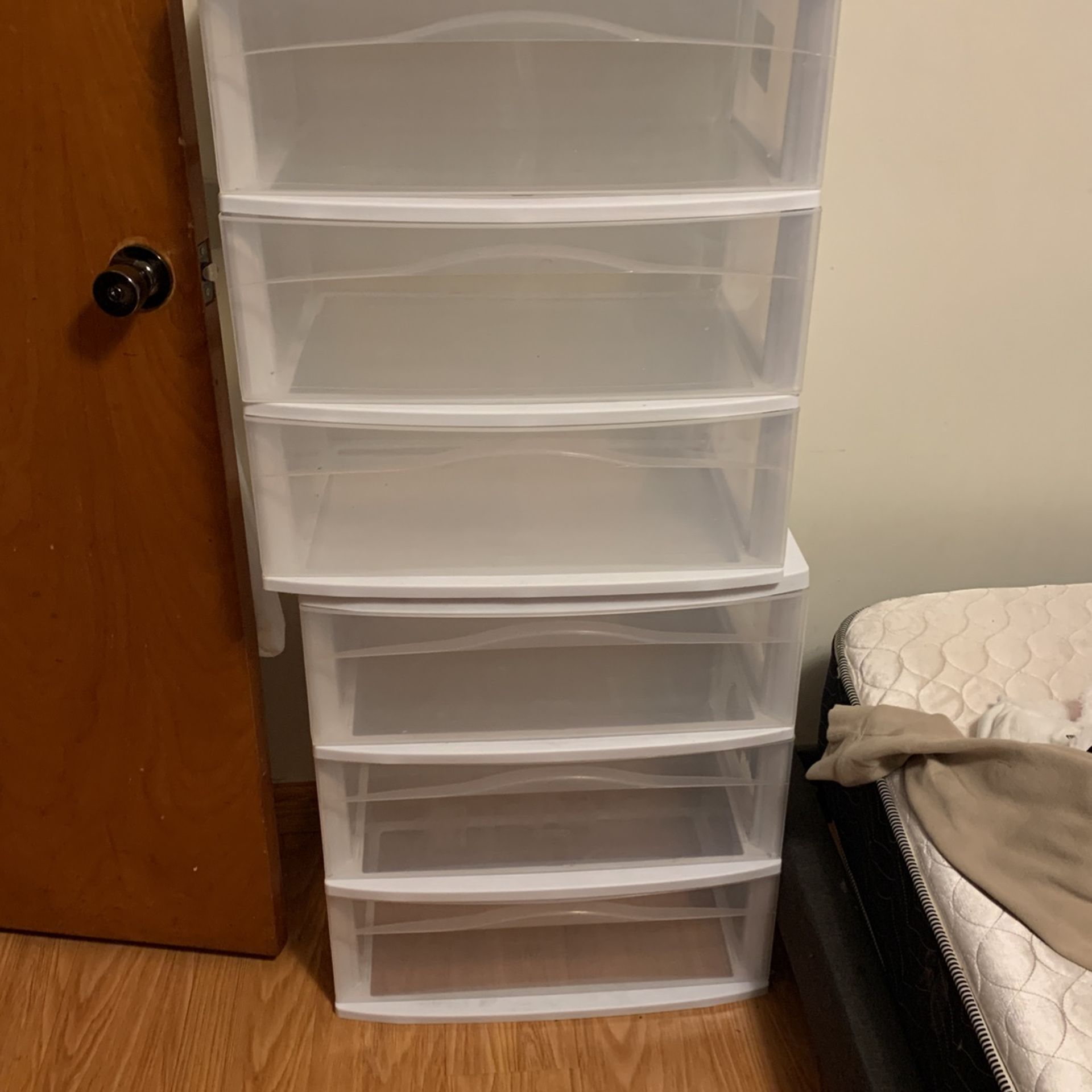 Plastic Drawers 