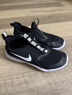Nike Slip-On Flex Runner Sneakers Black and White
