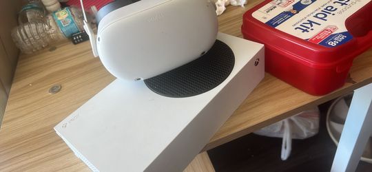 oculus and xbox series s for sale.