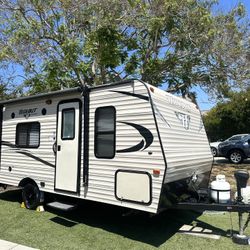 2017 Keystone hideout 178LHS