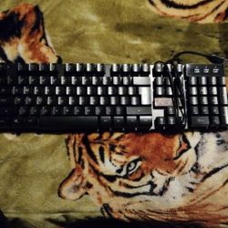 Gaming keyboard 