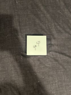 AirPods Pro (2nd generation) with MagSafe Case (USB‑C)