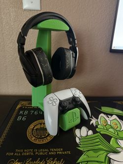 3d Printed Control And Headphone Stand