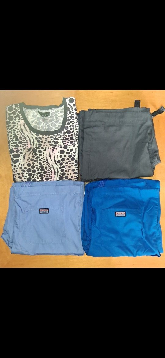 lot of 4 SMALL scrubs (1 top and 3 pants) $20 FIRM for all