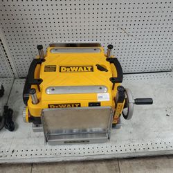 Dewalt 13" Thickeness Planer