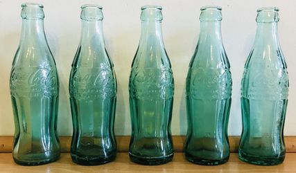 Vintage Coca Cola bottles Honolulu Territory Of Hawaii