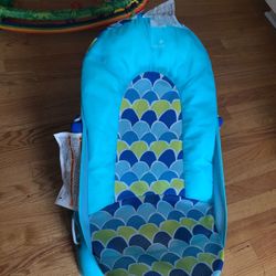 Summer infant bathtub