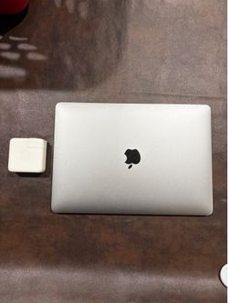 Selling my MacBook Pro M2 chip with 13 inch display