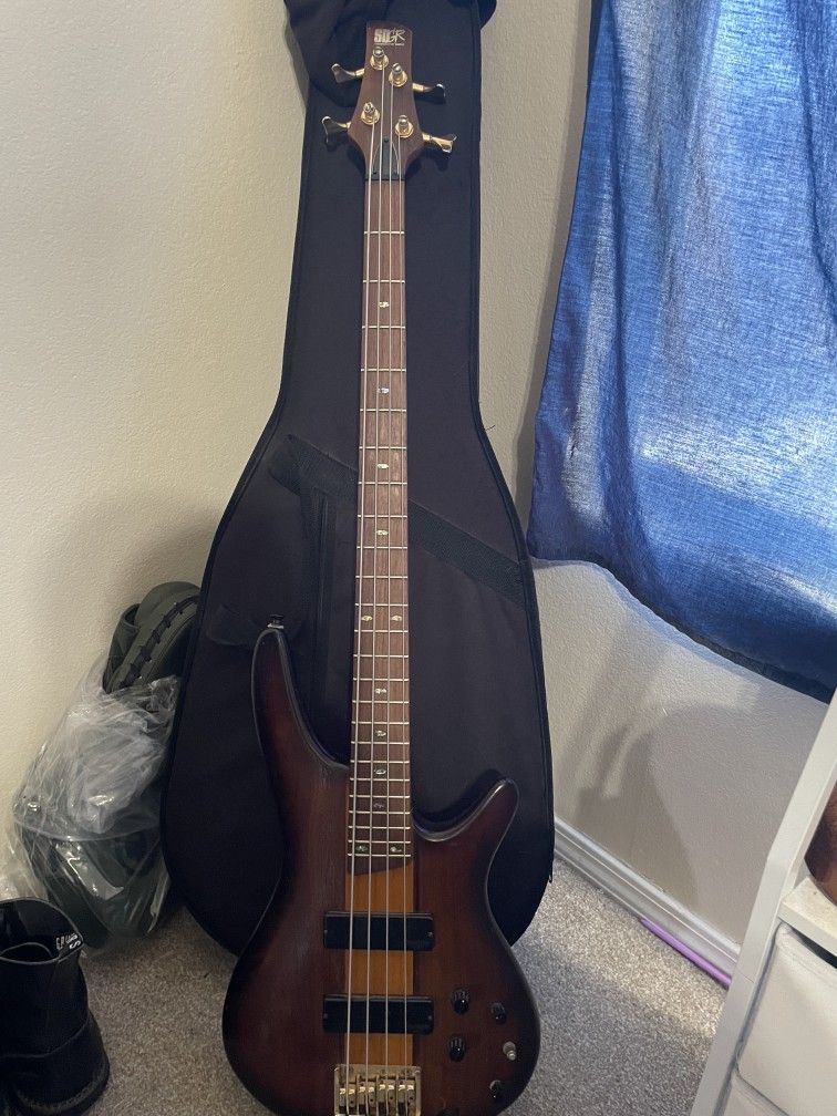 $925 Obo Ibanez SDGR 4 string bass (Brand New Condition)