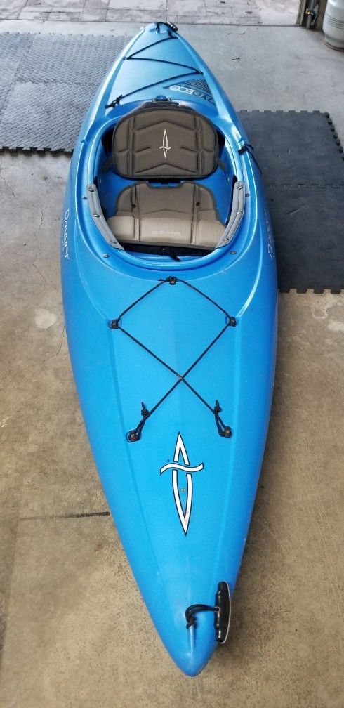 Dagger 9ft Kayak
