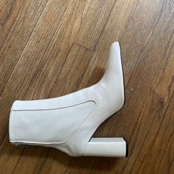 Brand New Zara Boots 