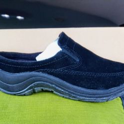 Women's Black L.L.Bean Comfort walk Shoes 