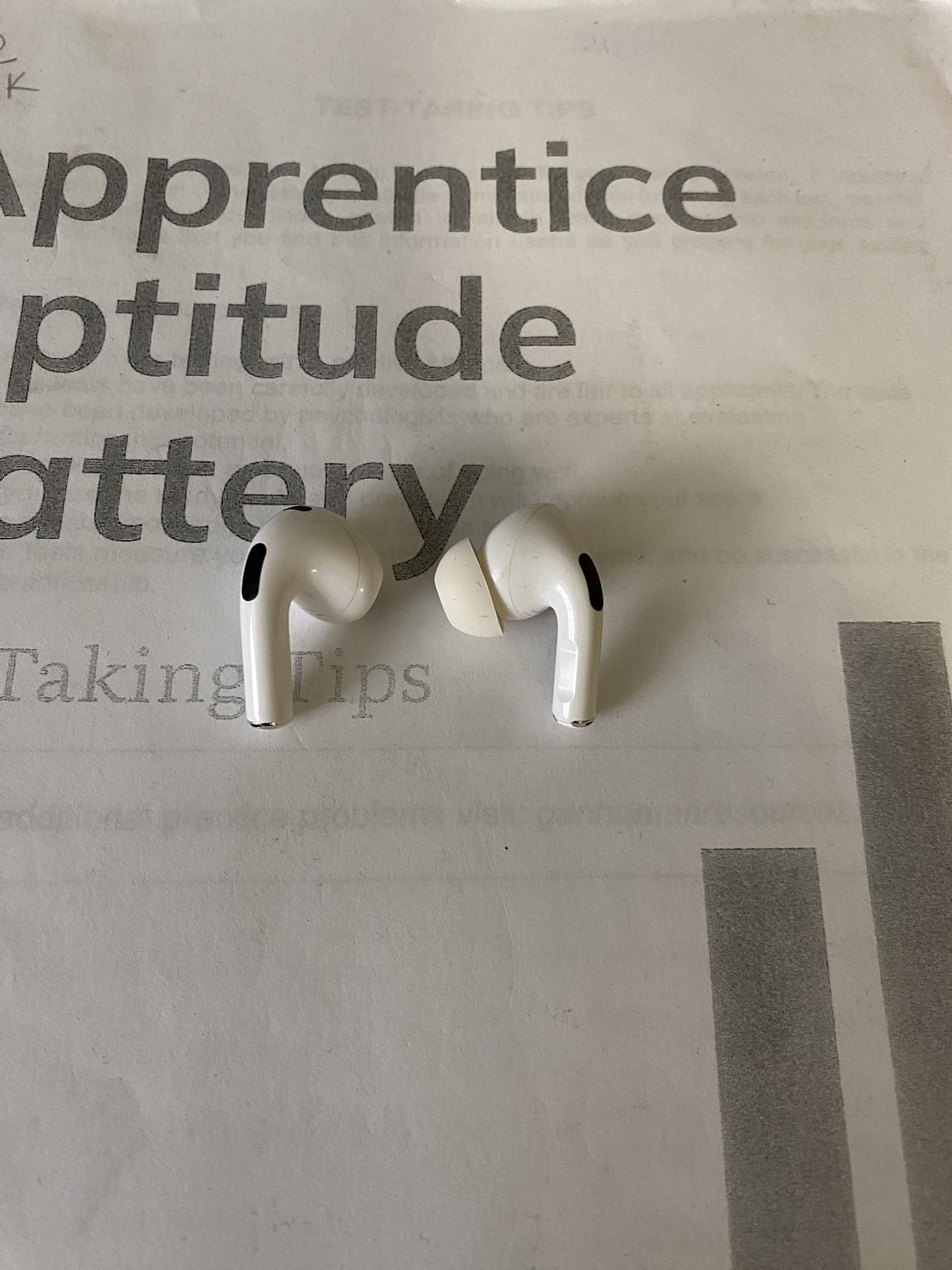 Apple Airpod And Pro
