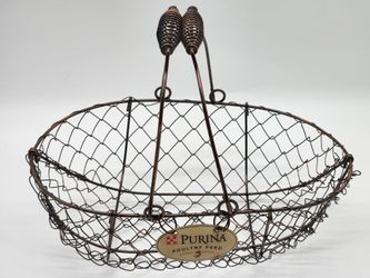 VTG Purina Poultry Feed Iron Wire Egg Basket