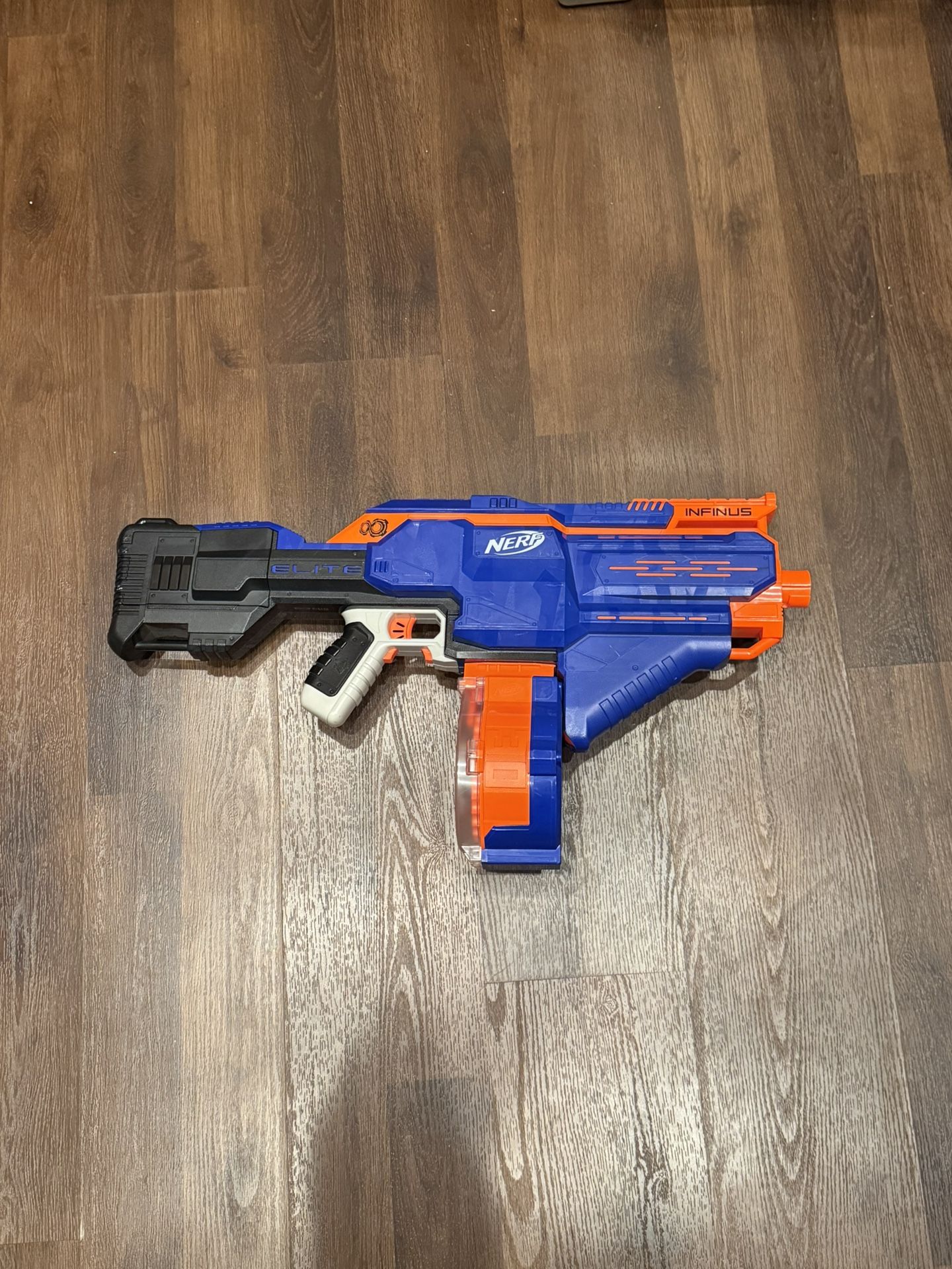 Nerf Elite Infinus