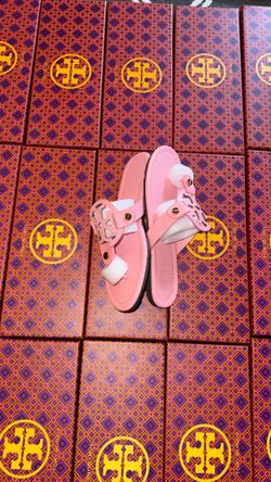 PINK TORYS BURCH