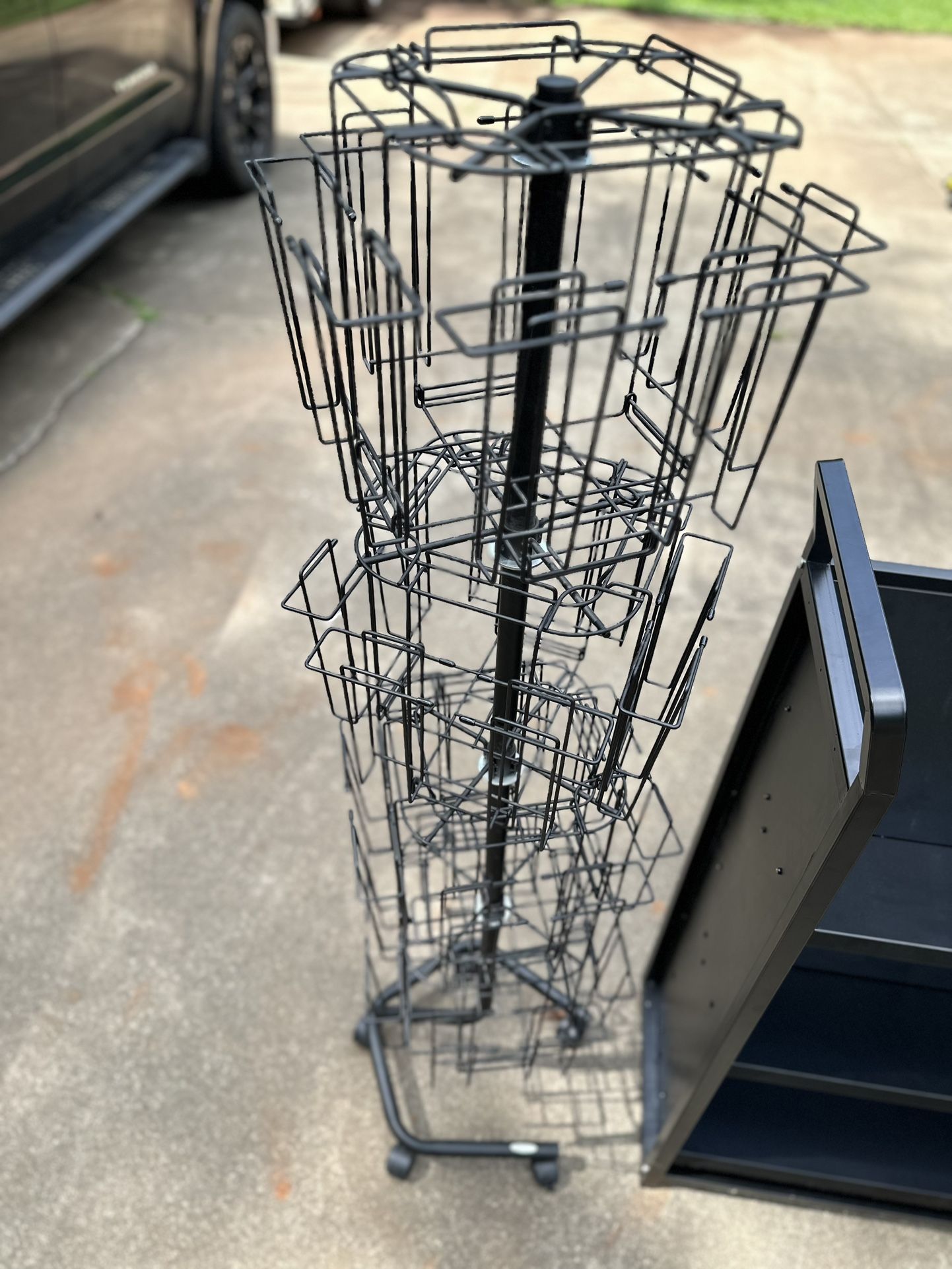 Safco Wire Brochure Display 