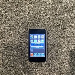Apple iPod Touch 2nd Generation “Black” 8GB