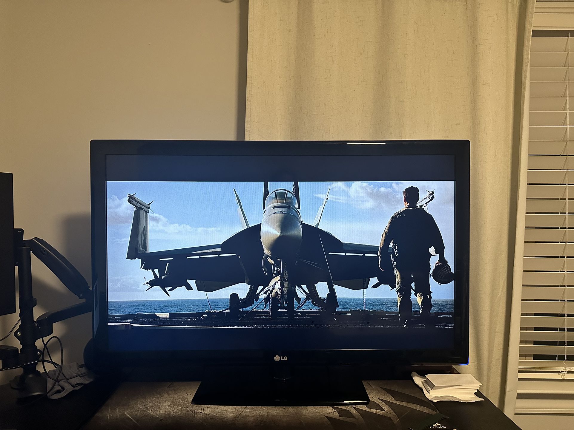 47 Inch LG TV