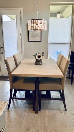 Counter Height Dining Table with 4 Chairs