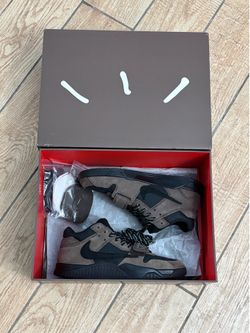 Travis Jumpman Jack Mocha size 8