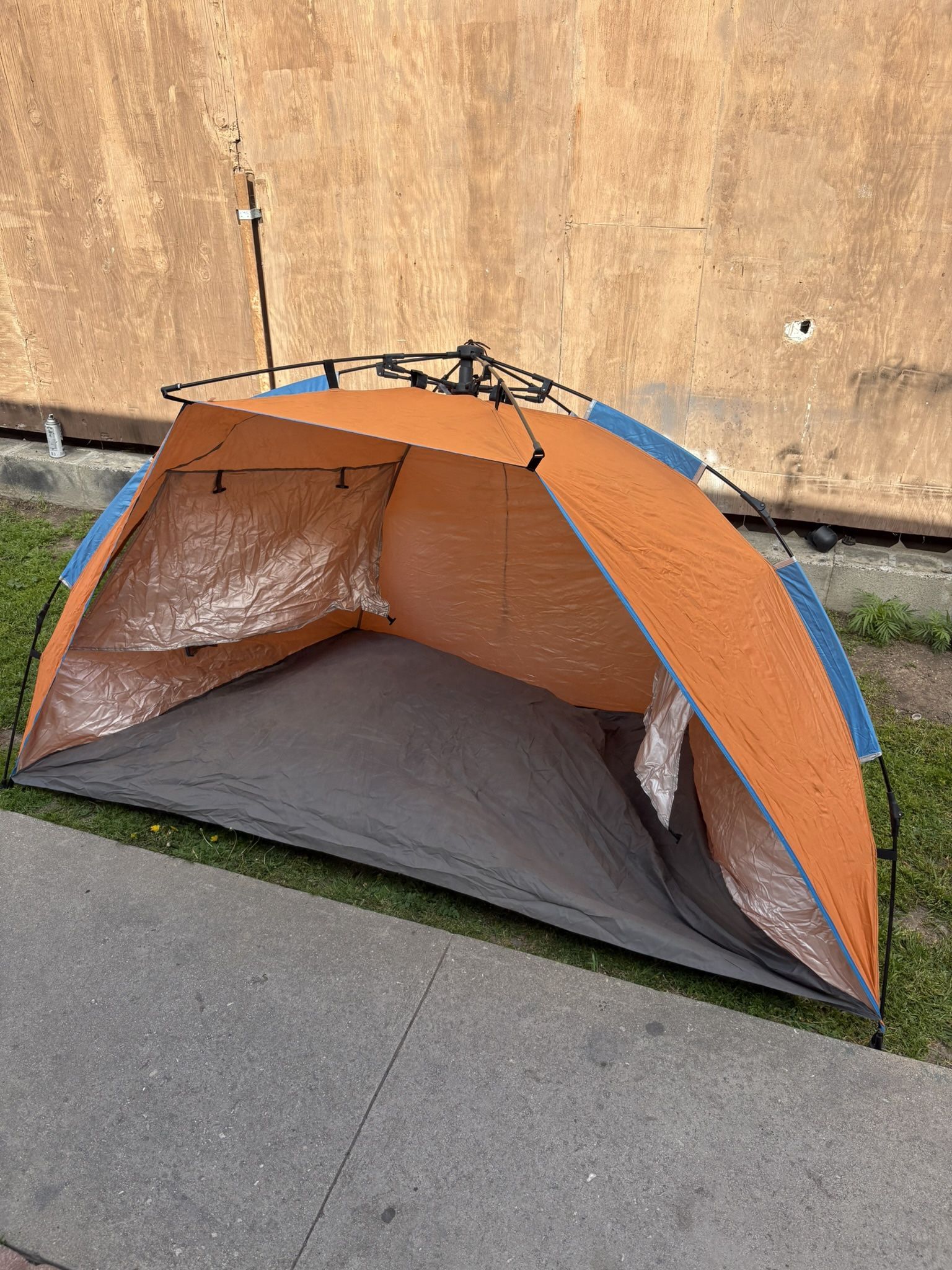 Pop Up Beach Tent