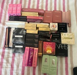Makeup bundle