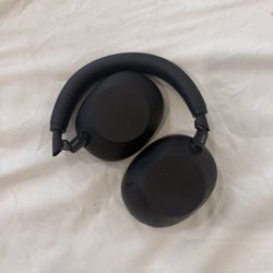Sony WH-1000XM6 (One Ear Doesn't Work)