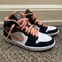 Air Jordan 1 Mid Peach Mocha 