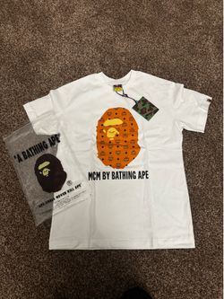 Bape/ mcm T