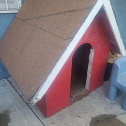 Dog House. Casa de perro