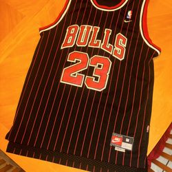 Nike Bulls Jersey Sz M