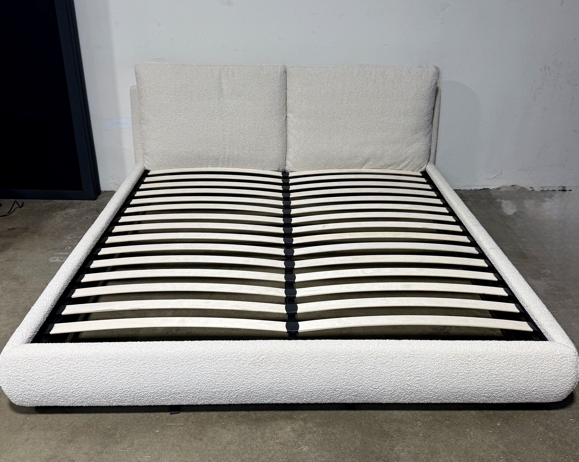 Sundays Cloud Bed Frame with Storage (King, Cream Boucle)