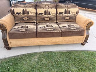 Rustic Mountain/Cabin Lodge Style 3-Seat Sofa Couch with Carved Wood Trim