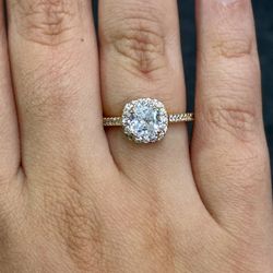 14K Gold Cubic Zirconia Ring