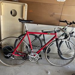 Bicycle R105 Performance Road Bike  