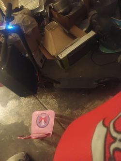 800 plus scooter with an 365 weight limit like new with defect