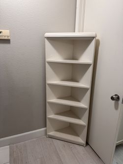 Corner Shelve