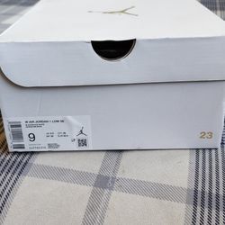 Air Jordan 1 Premium Women Size 9 