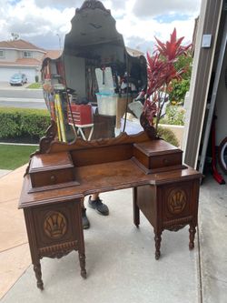 Antique bedroom set