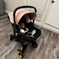 Doona Stroller with Car Seat Base & Accessories – Almost New