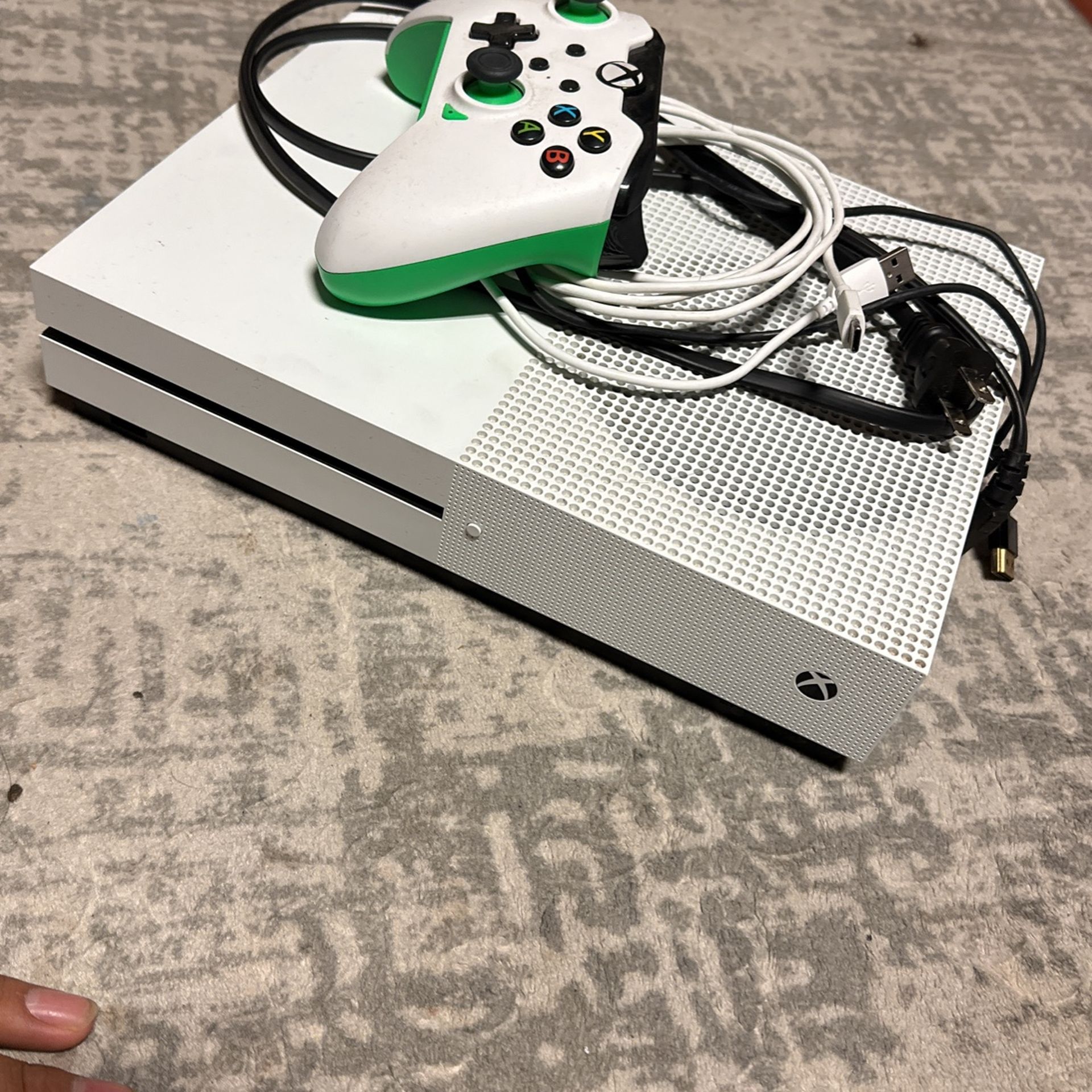Xbox One S Barely Used