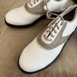 Women’s golf shoes by Footjoy size 8, medium