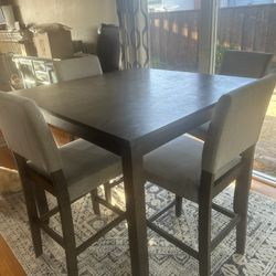 Living spaces kitchen table 