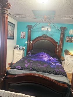 Queen bed
