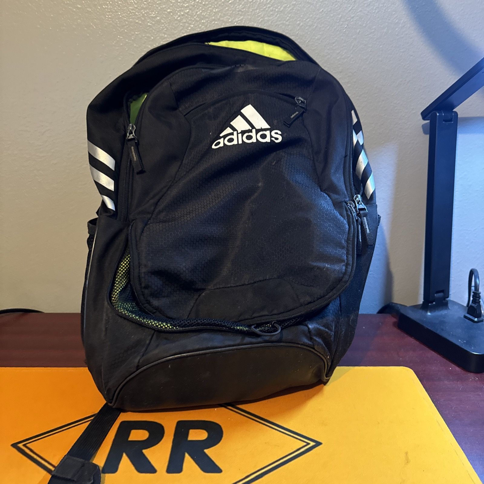 ADIDAS BACKPACK LUGGAGE BAG 90288 LIME GREEN INTERIOR SHOE COMPARTMENT 19" Black